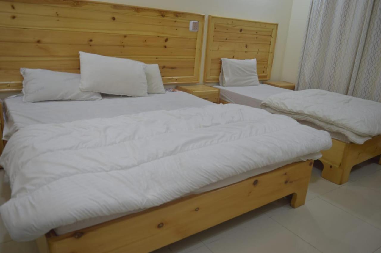 F R Darya E Swat Hotel Saidu Sharif Chambre photo